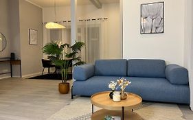 Loft.Wallbox.Garage.Arbeitsplatz.3P.100M Zur Mosel